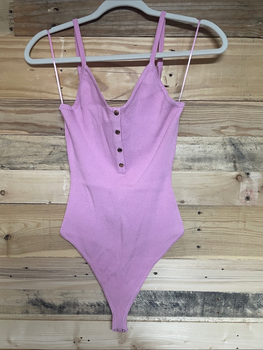 Love Tree size Large Pink Ribbed Button-Front Thong Bodysuit